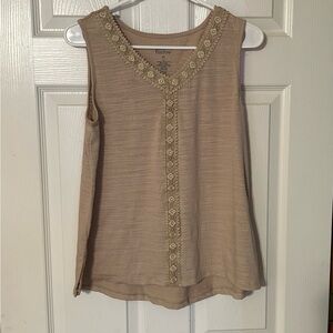 Croft & Barrow‎ Beige Floral Trim Tank Top